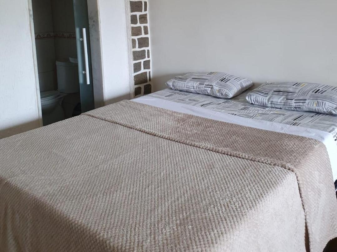 São Pedro da Aldeia Guest House Flor De Laranjeira חדר תמונה